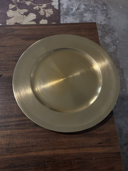 Picture of Charger Plate, Gold